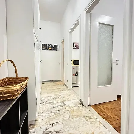 Kibilu - Via Rembrandt Apartment